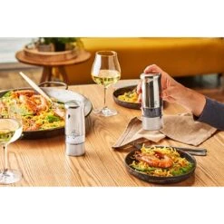 Peugeot Moulin à Sel électrique Zeli -Fournitures Cuisine Boutique 20089 2 2 Moulin a sel electrique Zeli Peugeot