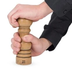 Peugeot Moulin à Sel Paris Antique 18 Cm -Fournitures Cuisine Boutique 201072 3 2 Moulin a sel Paris antique 18 cm Peugeot