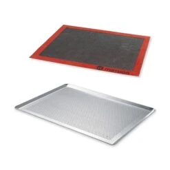 Lot Plaque à Pâtisserie Perforée Et Tapis De Cuisson Perforé