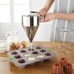 Lot Poêle 4 Pancakes Et Entonnoir à Piston 8 Lot Poêle 4 Pancakes Et Entonnoir à Piston -Fournitures Cuisine Boutique 509129 3 1 Lot poele 4 pancakes et entonnoir a piston Mathon