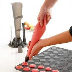 Lot Set Poche à Douille Et Flexi' Plaque 12 Choux -Fournitures Cuisine Boutique 519068 2 1 Lot set poche a douille et Flexi plaque 12 choux Mathon