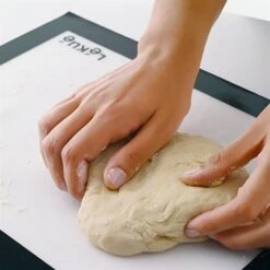 Lekue Tapis De Cuisson En Silicone Et Fibre De Verre 40 X 30 Cm -Fournitures Cuisine Boutique 61056 2 2 Tapis de cuisson en silicone et fibre de verre 40 x 30 cm Lekue