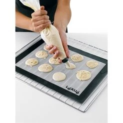 Lekue Tapis De Cuisson En Silicone Et Fibre De Verre 40 X 30 Cm -Fournitures Cuisine Boutique 61056 3 2 Tapis de cuisson en silicone et fibre de verre 40 x 30 cm Lekue