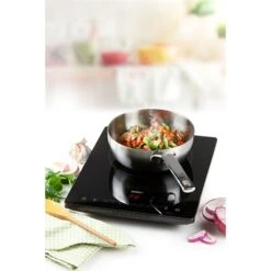 Domo Plaque Induction 1 Feu 2000 W DO332IP -Fournitures Cuisine Boutique 740020 3 1 Plaque induction 1 feu 2000 W DO332IP Domo